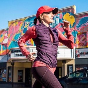 Women’s Nike Aeroloft 800 Running Vest Sz XS